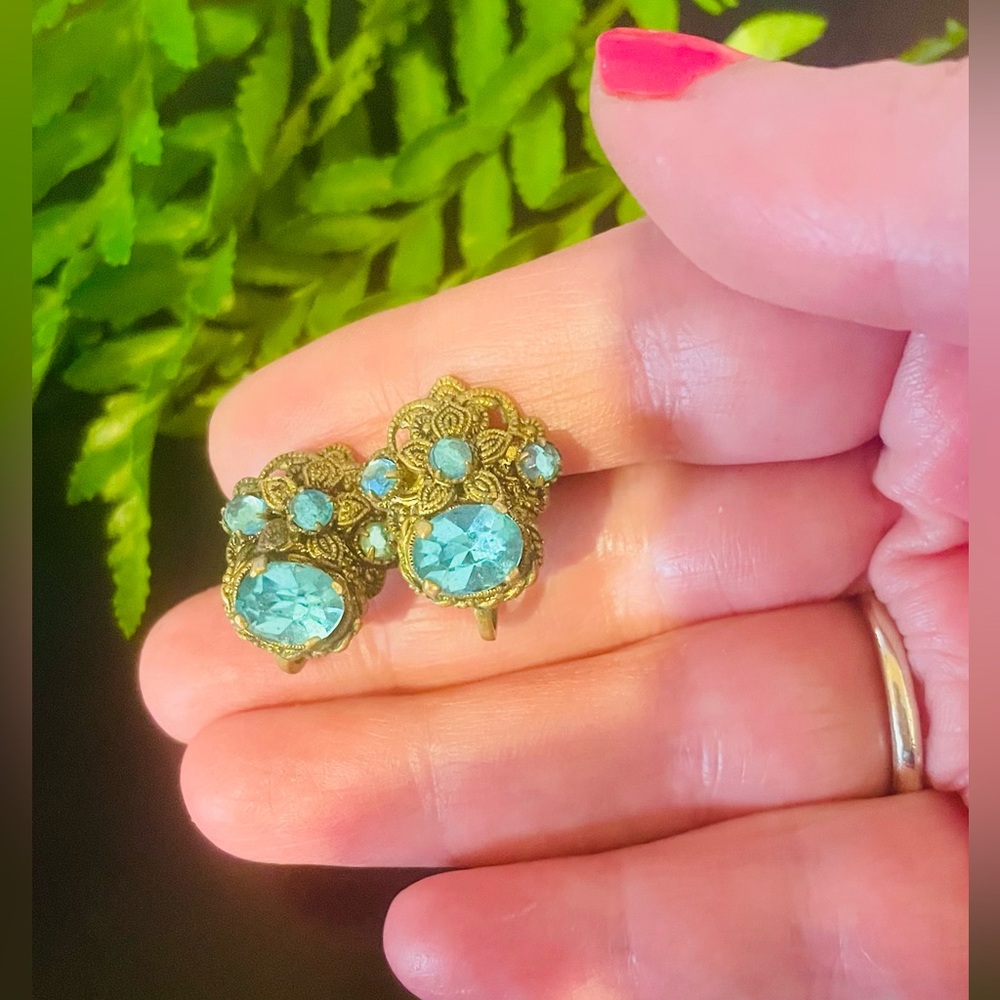 Antique Czech Aquamarine Blue Rhinestone Screw Back Earrings - Picture 1 of 8